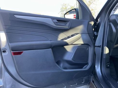 New 2025 Ford Escape Active w/ Cold Weather Package image 11