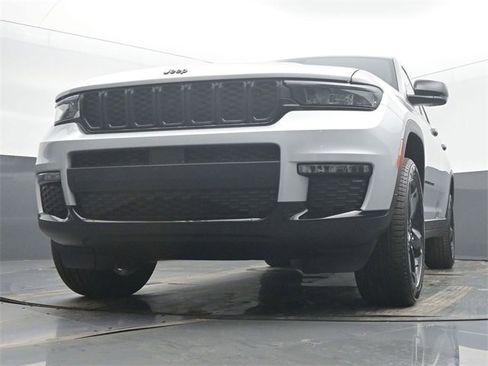 New 2025 Jeep Grand Cherokee L Limited image 48