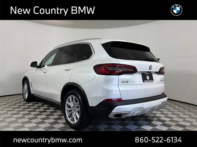 Used 2023 BMW X5 xDrive40i w/ Parking Assistance Package AWD/4WD image 5