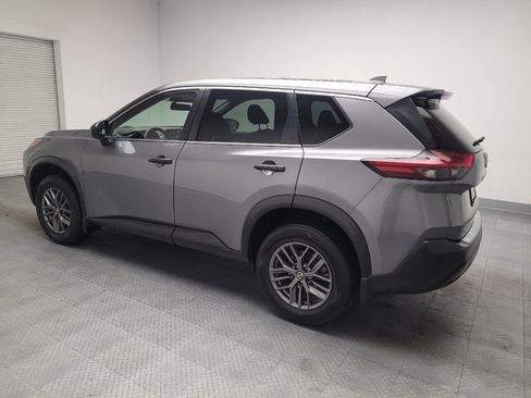 Used 2021 Nissan Rogue S FWD image 3