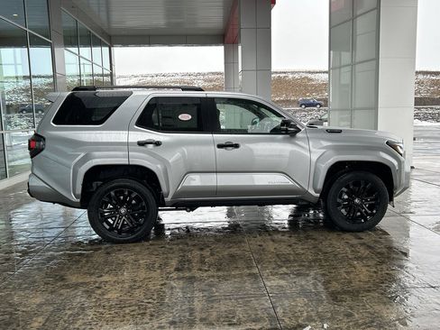New 2026 Toyota 4Runner 4WD image 10