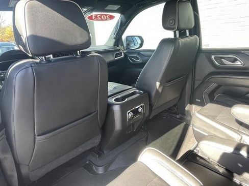 Used 2023 GMC Yukon XL SLT image 27