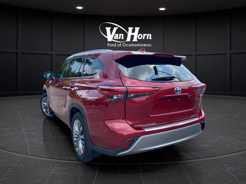Used 2021 Toyota Highlander Platinum AWD/4WD image 5