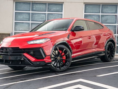 Used 2023 Lamborghini Urus S AWD/4WD image 2
