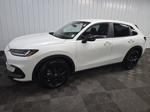 Certified 2024 Honda HR-V Sport image 6