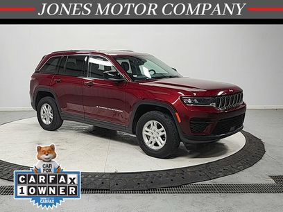 Used 2023 Jeep Grand Cherokee Laredo