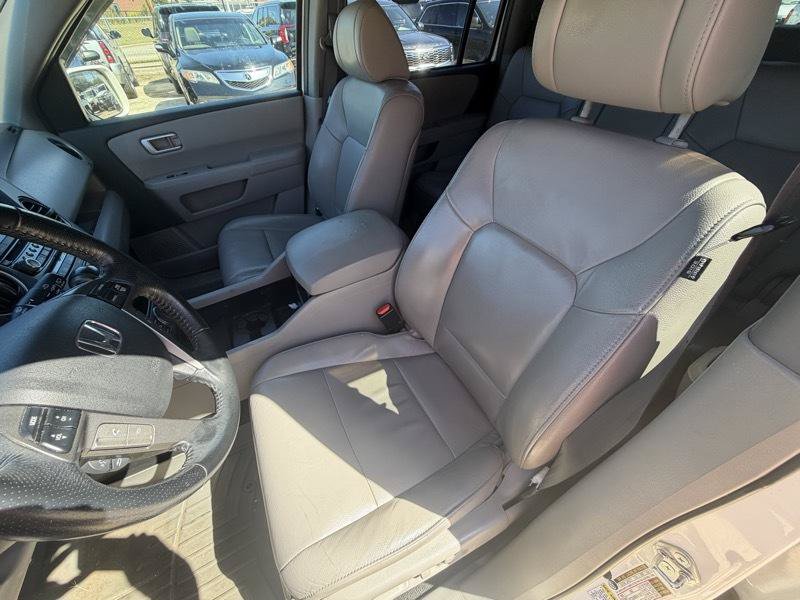 Used 2012 Honda Pilot Touring image 18