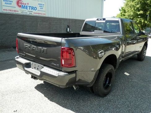New 2026 RAM 3500 Laramie w/ Night Edition AWD/4WD image 8
