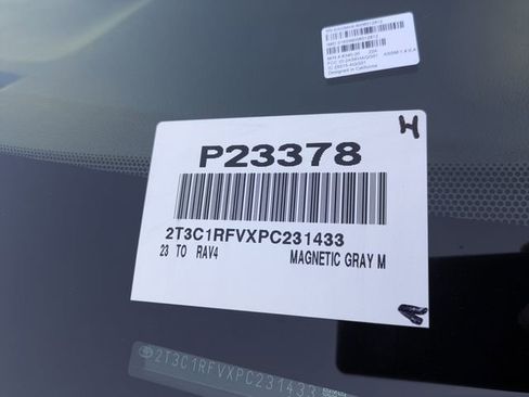 Used 2023 Toyota RAV4 XLE Premium image 37