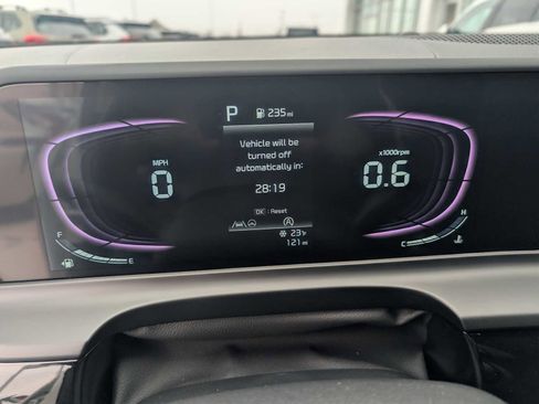 Used 2025 Kia Seltos S image 10