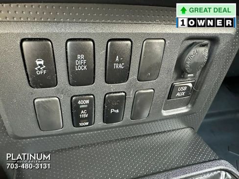 Used 2012 Toyota FJ Cruiser 4WD w/ Upgrade Pkg image 11