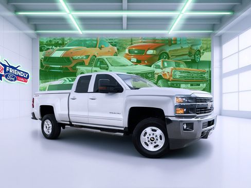 Used 2017 Chevrolet Silverado 2500 LT w/ LT Convenience Package image 1