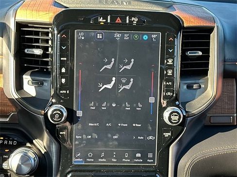 Used 2022 RAM 1500 Limited image 4