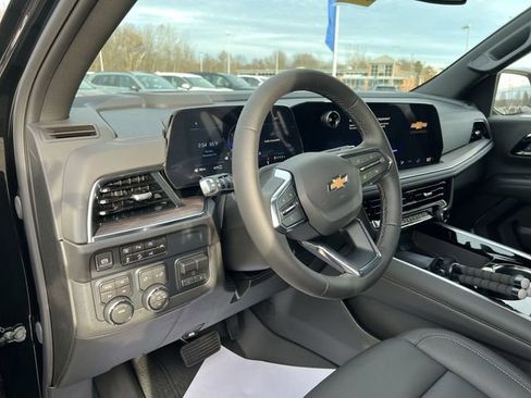 New 2026 Chevrolet Suburban LT w/ Comfort Package image 11