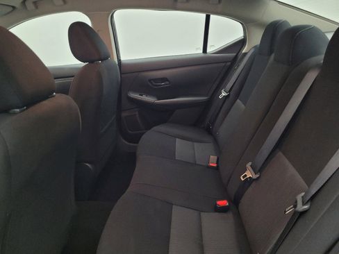 Used 2025 Nissan Sentra SV FWD image 18