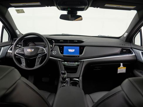 New 2026 Cadillac XT5 Premium Luxury w/ LPO, Floor Liner Package AWD/4WD image 13