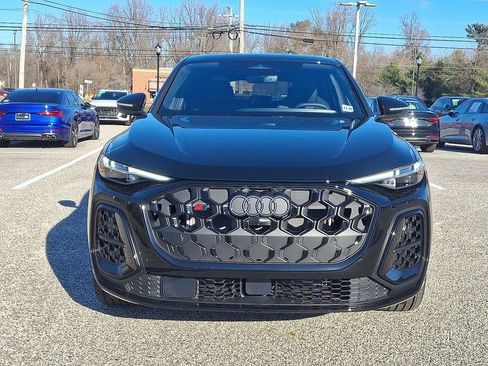 Used 2025 Audi SQ5 Premium Plus image 2