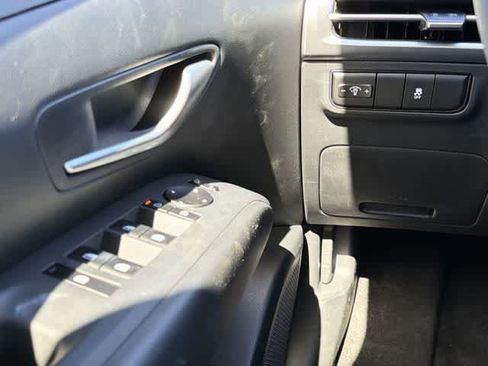 New 2026 Hyundai Tucson SE image 14