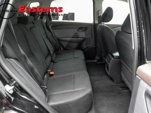 Used 2023 Nissan Rogue S AWD/4WD image 22