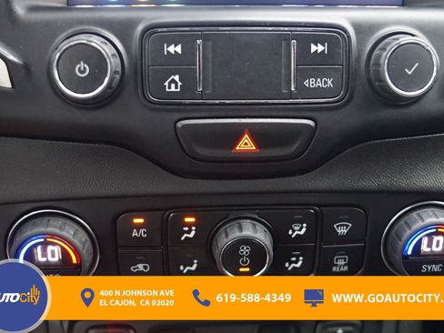 Used 2020 GMC Terrain SLT image 23