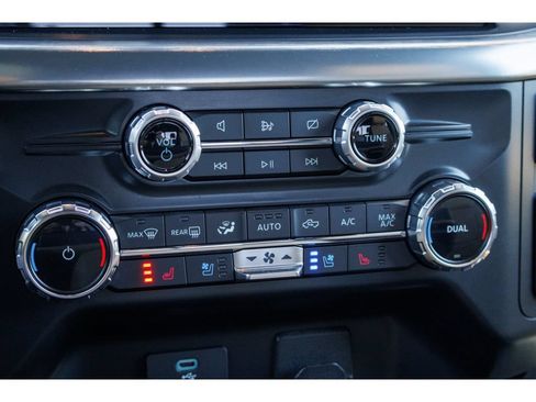 Used 2022 Ford F150 Lariat AWD/4WD image 26