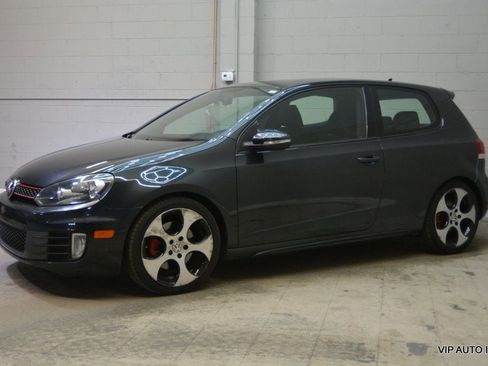 Used 2011 Volkswagen GTI 2-Door FWD image 8