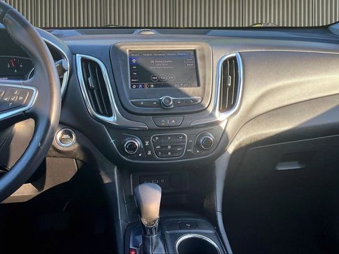 Used 2022 Chevrolet Equinox LT FWD image 7