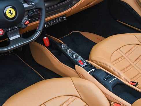 Certified 2021 Ferrari F8 Tributo image 42