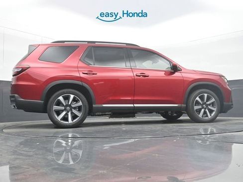 New 2025 Honda Pilot Touring image 34