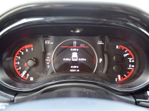 Used 2023 Dodge Durango R/T RWD image 10
