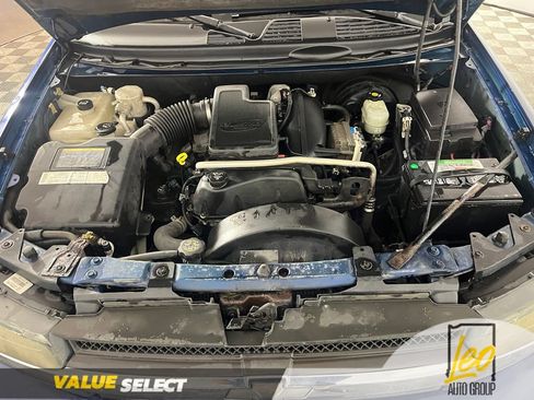 Used 2004 Chevrolet TrailBlazer LS w/ LS Preferred Equipment Group AWD/4WD image 23
