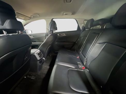 Used 2023 Kia Sportage EX image 25
