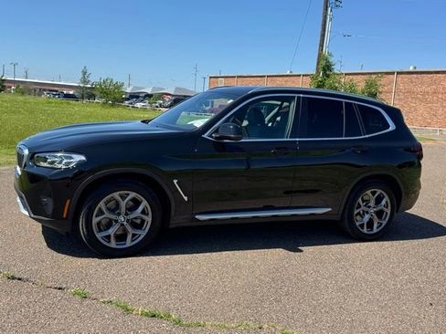Used 2023 BMW X3 xDrive30i w/ Convenience Package AWD/4WD image 3