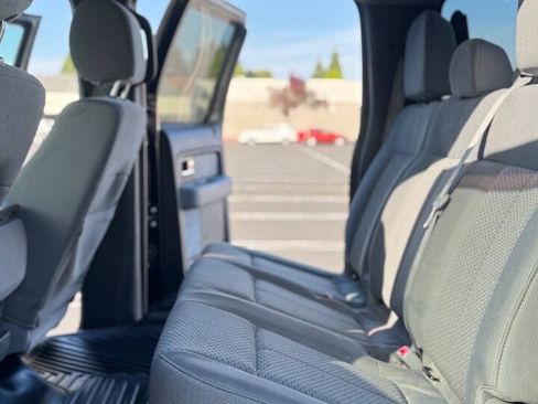 Used 2013 Ford F150 XLT w/ Mid Equipment Group AWD/4WD image 9