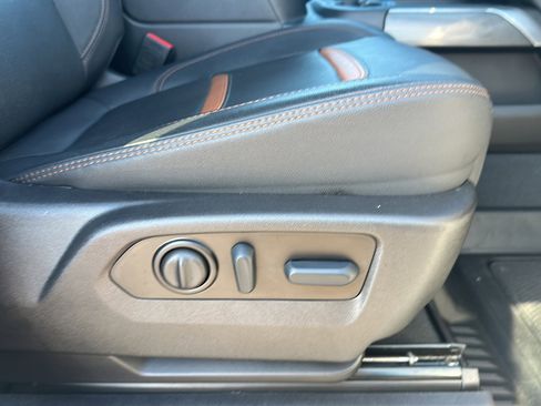 Used 2023 GMC Sierra 2500 AT4 w/ AT4 Premium Plus Package image 24