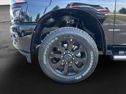 New 2026 RAM 2500 Tradesman AWD/4WD image 17