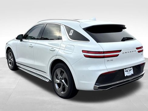 New 2026 Genesis GV70 2.5T Advanced AWD/4WD image 36