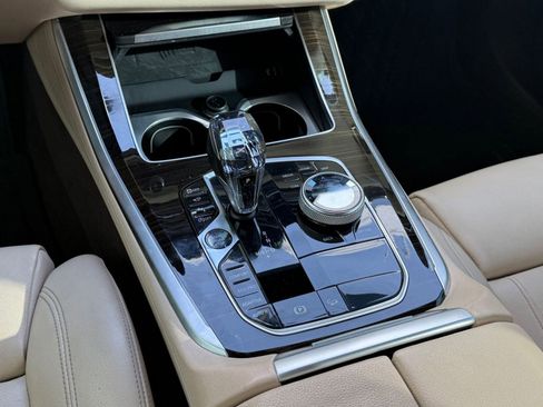 Used 2019 BMW X5 xDrive50i w/ Executive Package image 16