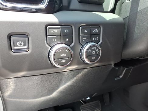New 2026 GMC Sierra 2500 Denali Ultimate w/ Max Trailering Package AWD/4WD image 19