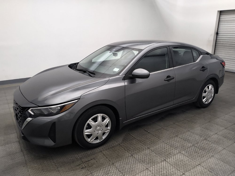 Used 2025 Nissan Sentra S FWD image 2