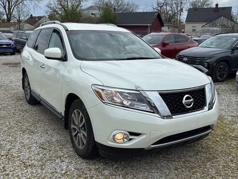 Used 2015 Nissan Pathfinder SL w/ SL Tech Package AWD/4WD image 12