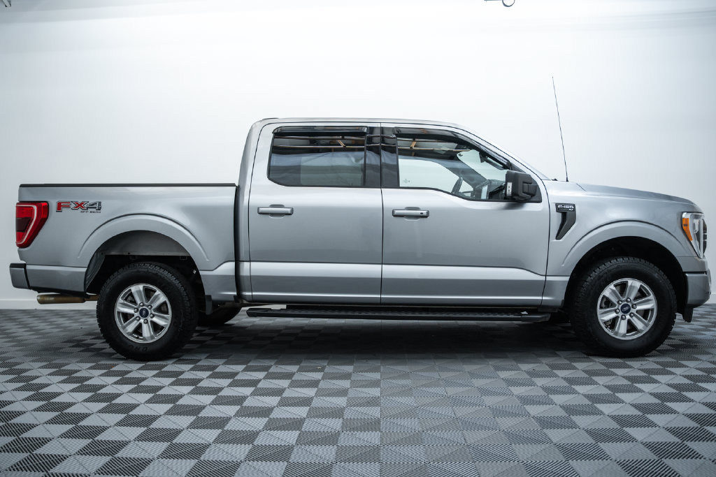 Used 2021 Ford F150 XLT w/ Equipment Group 302A High AWD/4WD image 4