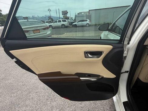 Used 2014 Toyota Avalon XLE Premium FWD image 14