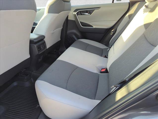 Certified 2022 Toyota RAV4 XLE w/ Convenience Package FWD image 10