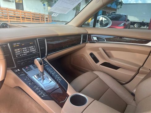 Used 2012 Porsche Panamera S RWD image 22