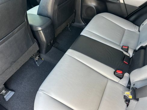 Used 2016 Toyota RAV4 Limited FWD image 12