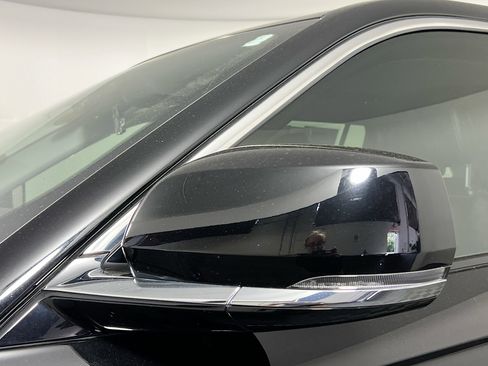 Used 2022 Jeep Grand Cherokee Limited 4xe image 12