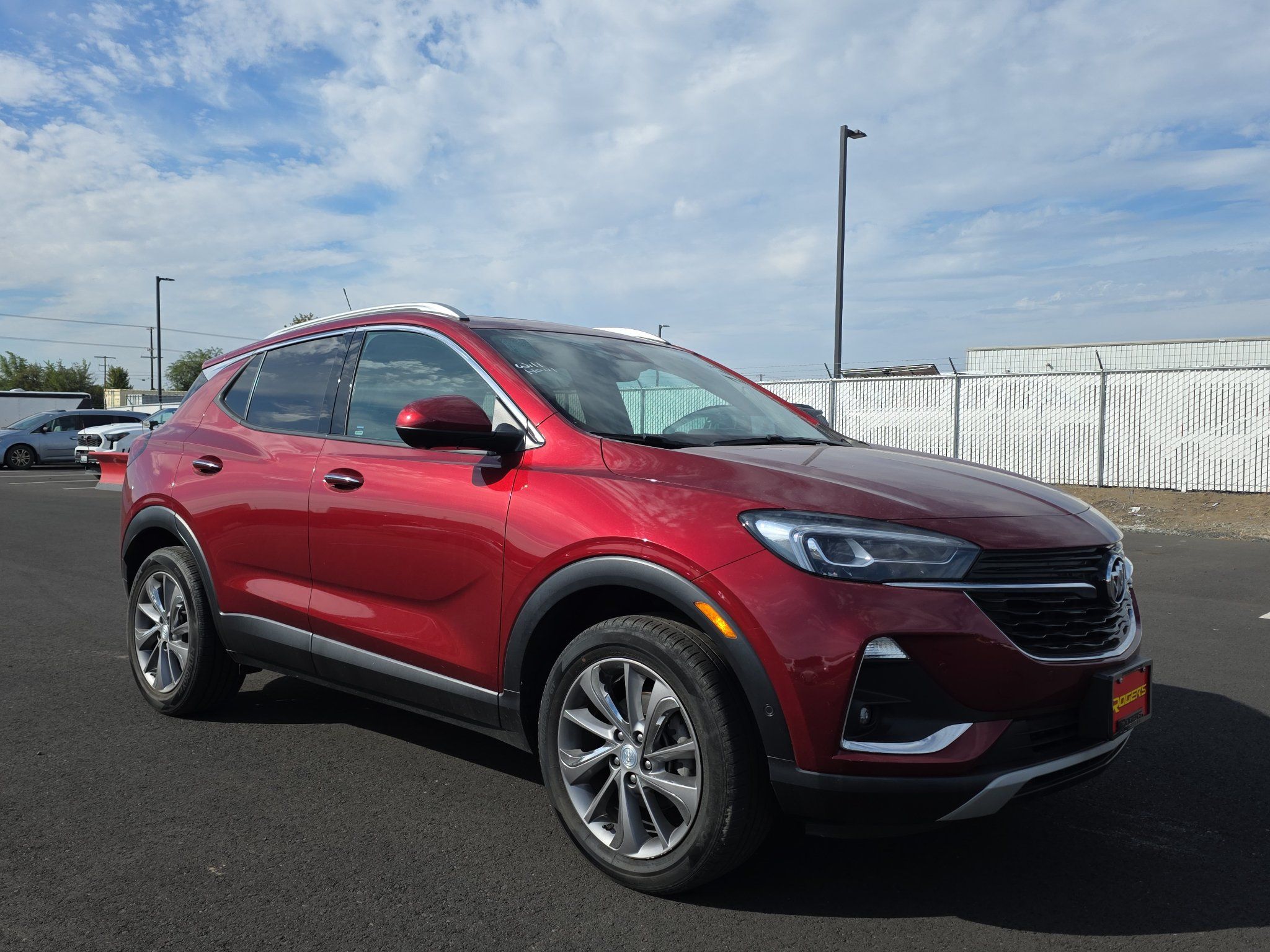 Used 2022 Buick Encore GX Essence w/ Advanced Technology Package AWD/4WD image 1