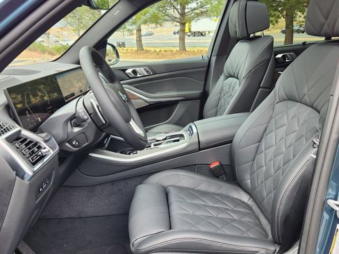New 2026 BMW X5 xDrive40i AWD/4WD image 10
