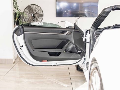 Used 2022 Porsche 911 Carrera 4S image 33